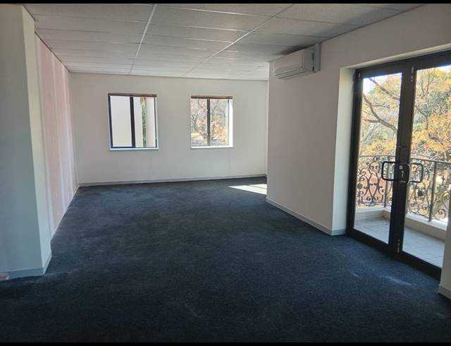 513M² OFFICE TO LET IN BRYANSTON